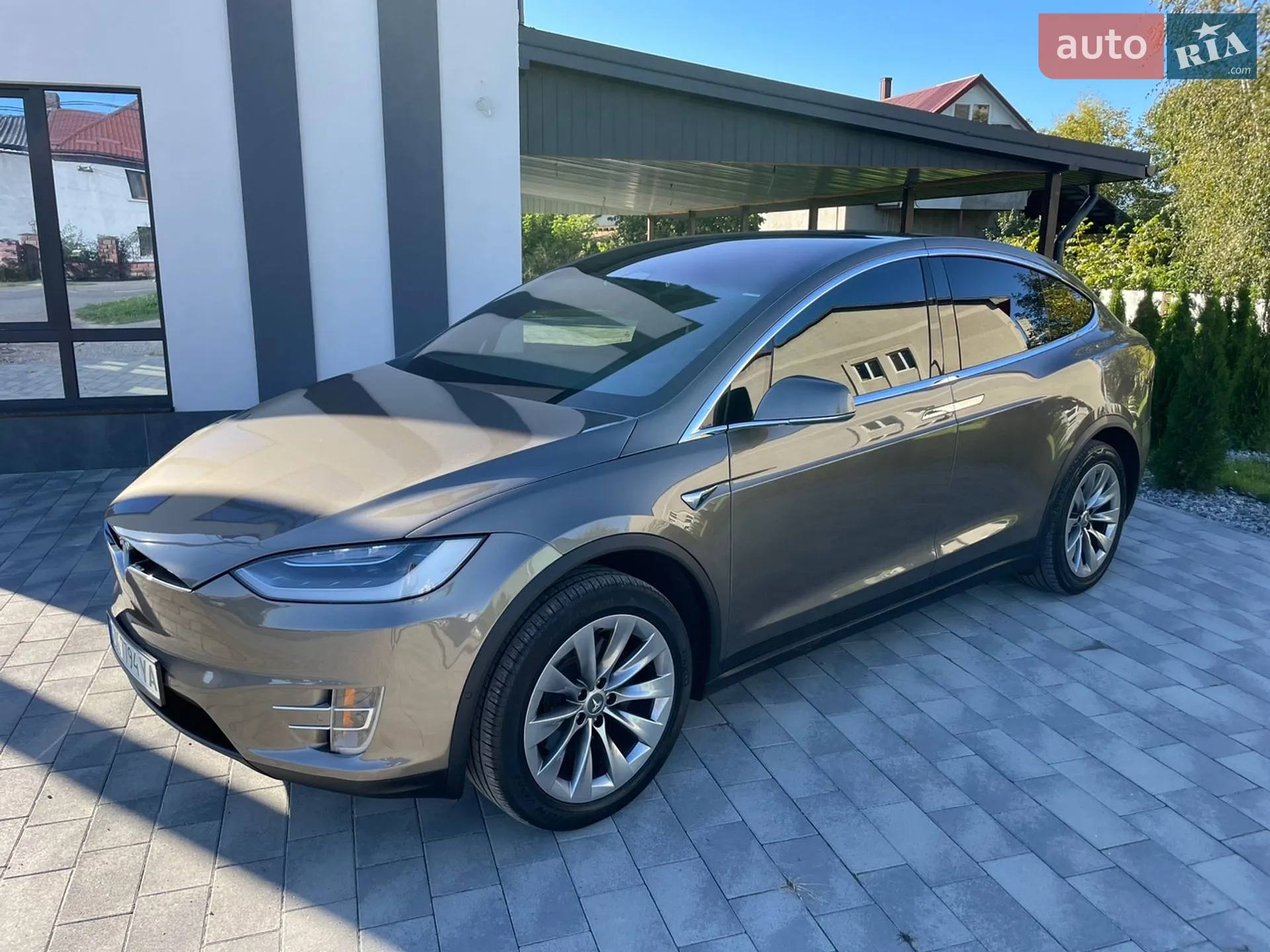 2016 Tesla Model X - мініатюра 3