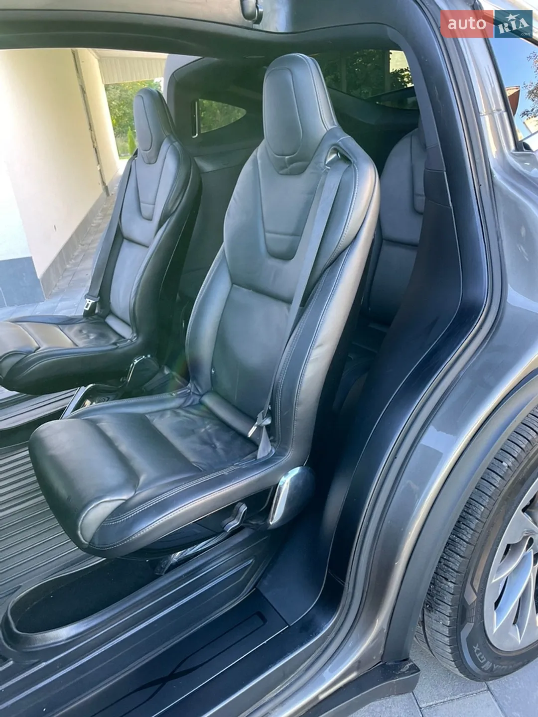 2016 Tesla Model X - мініатюра 16