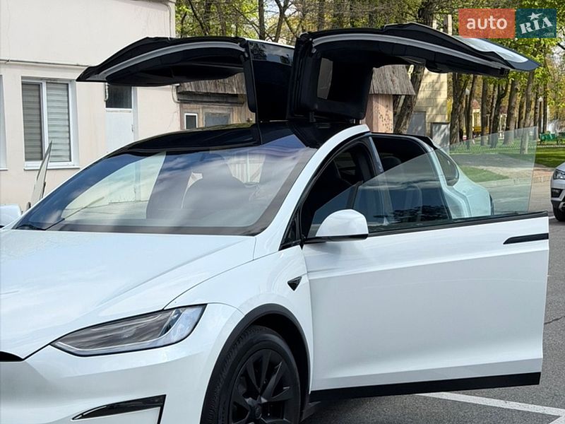 Внедорожник / Кроссовер Tesla Model X 2023 в Киеве