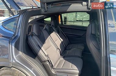Позашляховик / Кросовер Tesla Model X 2018 в Львові
