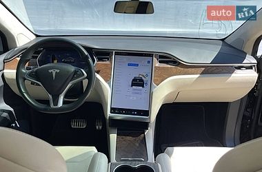 Внедорожник / Кроссовер Tesla Model X 2018 в Киеве