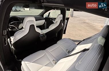 Внедорожник / Кроссовер Tesla Model X 2017 в Киеве