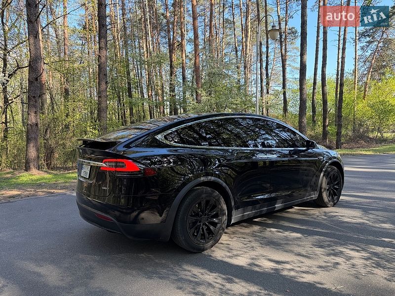 Внедорожник / Кроссовер Tesla Model X 2018 в Киеве