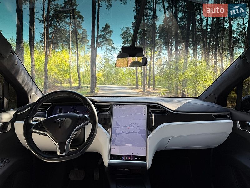 Внедорожник / Кроссовер Tesla Model X 2018 в Киеве