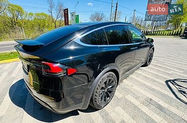 Внедорожник / Кроссовер Tesla Model X 2019 в Львове