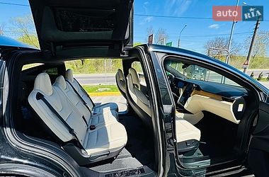 Внедорожник / Кроссовер Tesla Model X 2019 в Львове