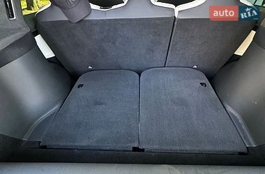 Внедорожник / Кроссовер Tesla Model X 2020 в Киеве