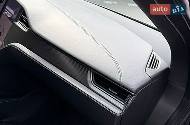 Внедорожник / Кроссовер Tesla Model X 2019 в Киеве