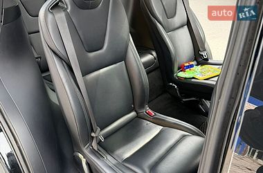 Внедорожник / Кроссовер Tesla Model X 2019 в Киеве