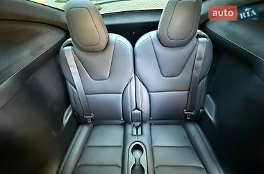 Внедорожник / Кроссовер Tesla Model X 2025 в Киеве