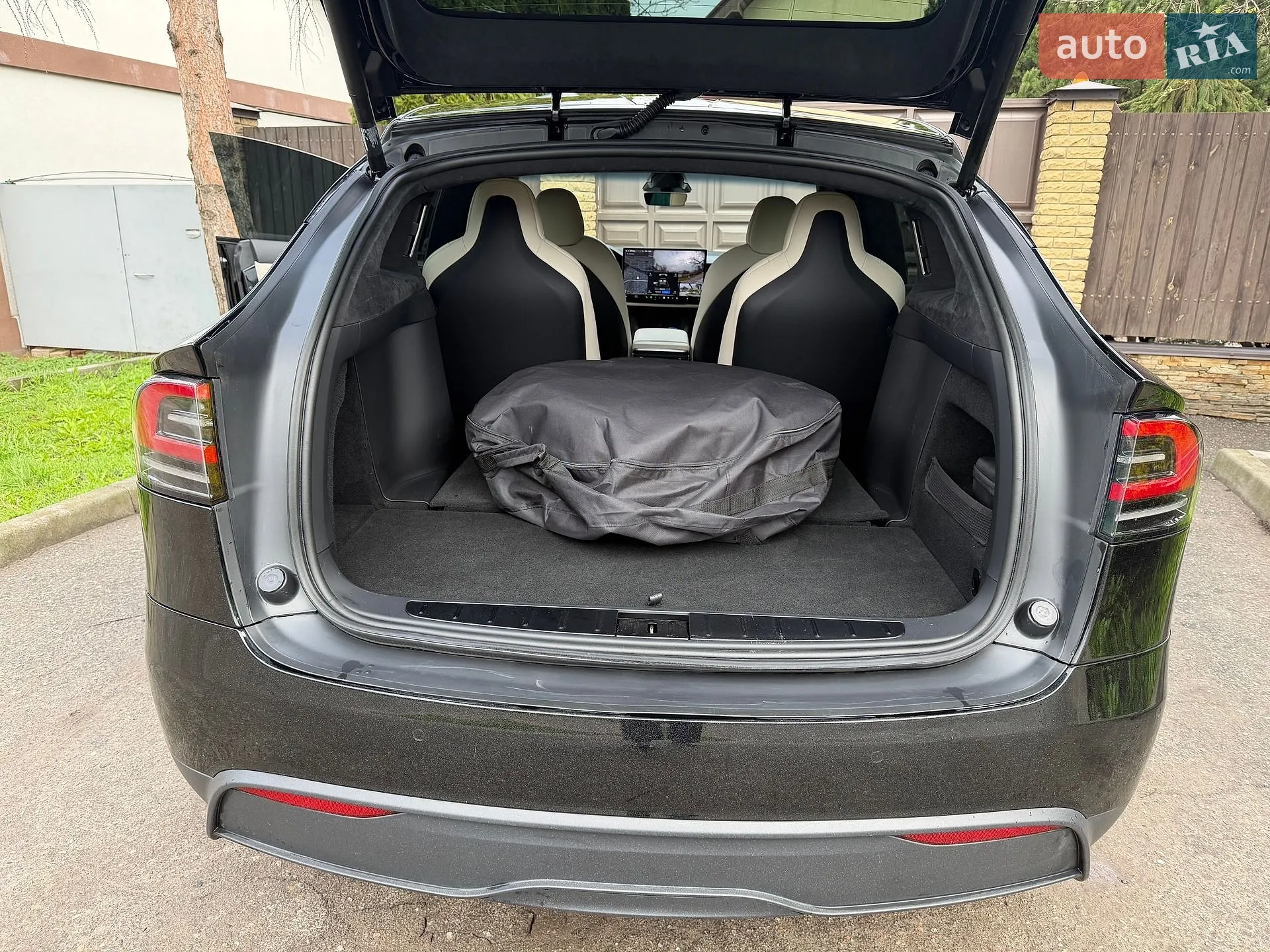 2022 Tesla Model X - мініатюра 9