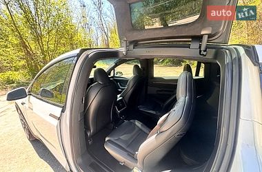 Внедорожник / Кроссовер Tesla Model X 2023 в Вышгороде