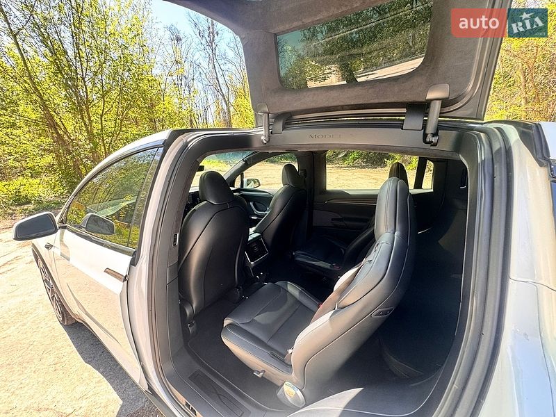Внедорожник / Кроссовер Tesla Model X 2023 в Вышгороде
