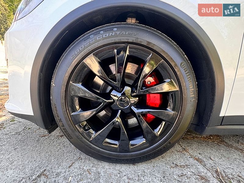 Внедорожник / Кроссовер Tesla Model X 2023 в Вышгороде