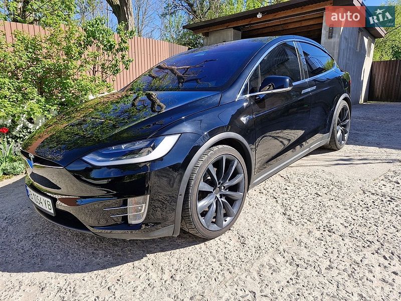 Позашляховик / Кросовер Tesla Model X 2020 в Києві