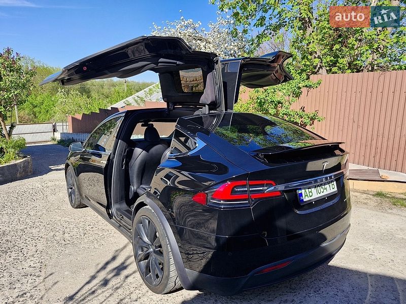 Позашляховик / Кросовер Tesla Model X 2020 в Києві