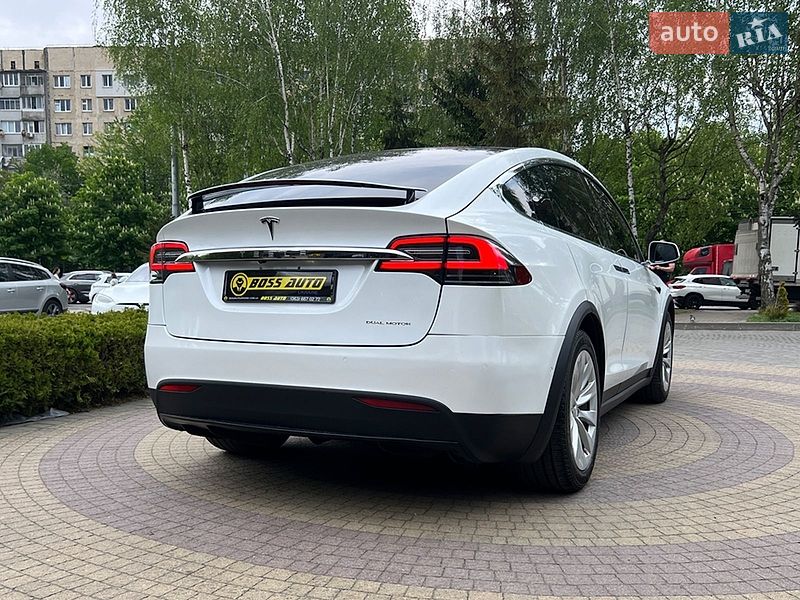Внедорожник / Кроссовер Tesla Model X 2020 в Львове