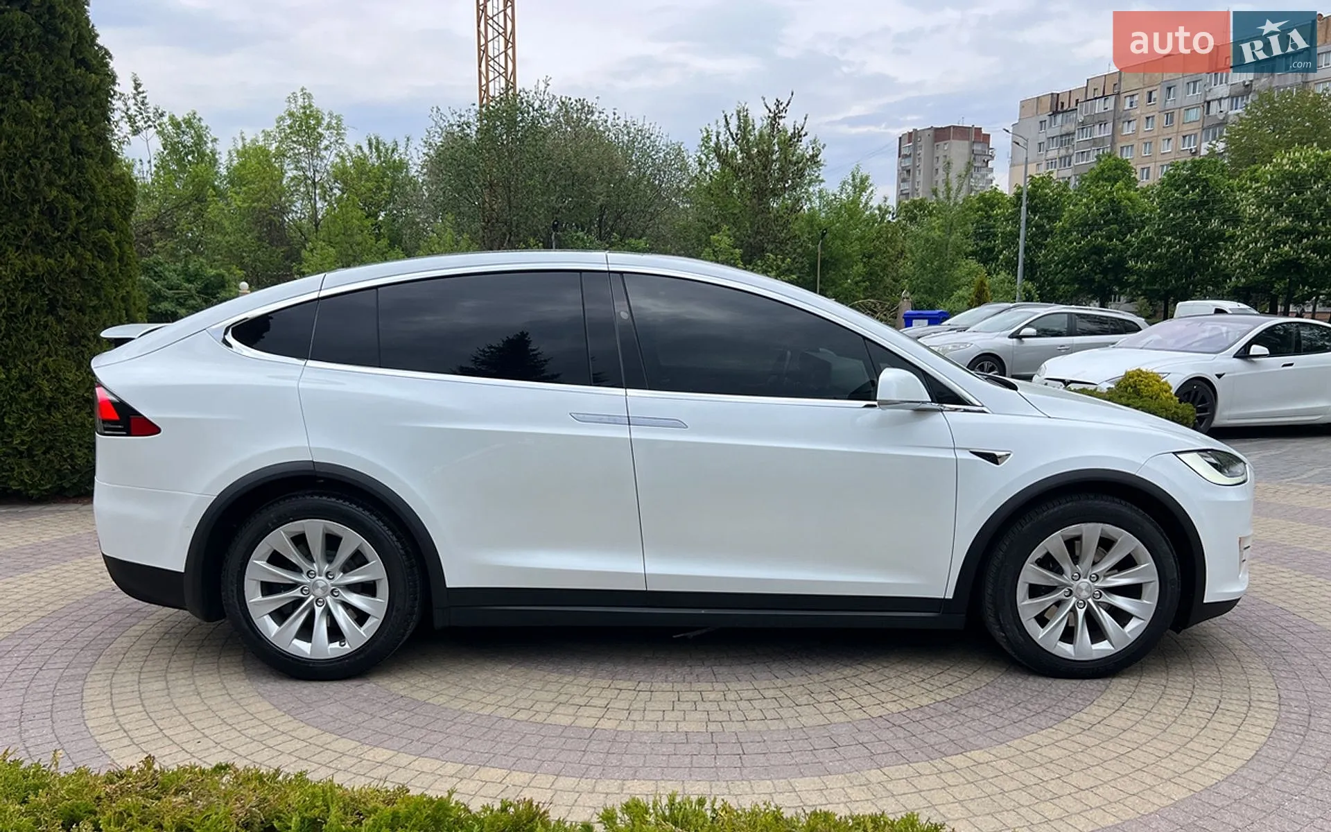 2020 Tesla Model X - мініатюра 8