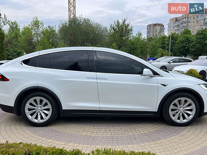Внедорожник / Кроссовер Tesla Model X 2020 в Львове