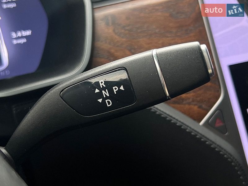 Внедорожник / Кроссовер Tesla Model X 2020 в Львове