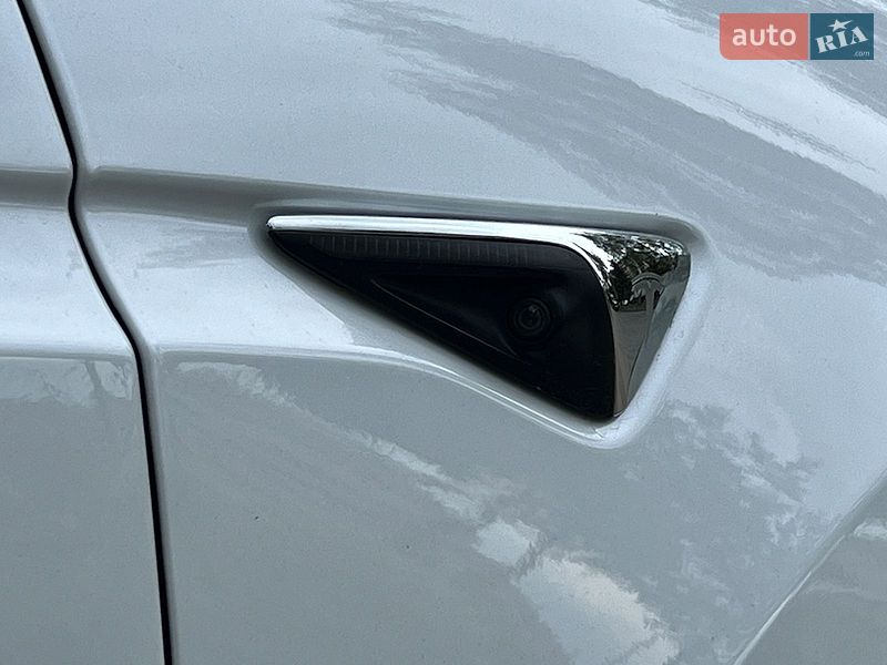 Внедорожник / Кроссовер Tesla Model X 2020 в Львове