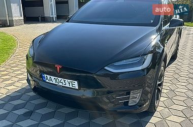 Внедорожник / Кроссовер Tesla Model X 2019 в Киеве