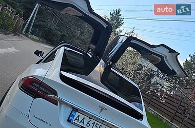 Внедорожник / Кроссовер Tesla Model X 2016 в Киеве