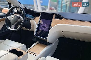 Внедорожник / Кроссовер Tesla Model X 2018 в Киеве