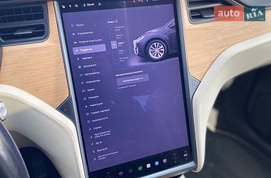 Внедорожник / Кроссовер Tesla Model X 2018 в Киеве
