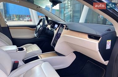 Внедорожник / Кроссовер Tesla Model X 2018 в Киеве