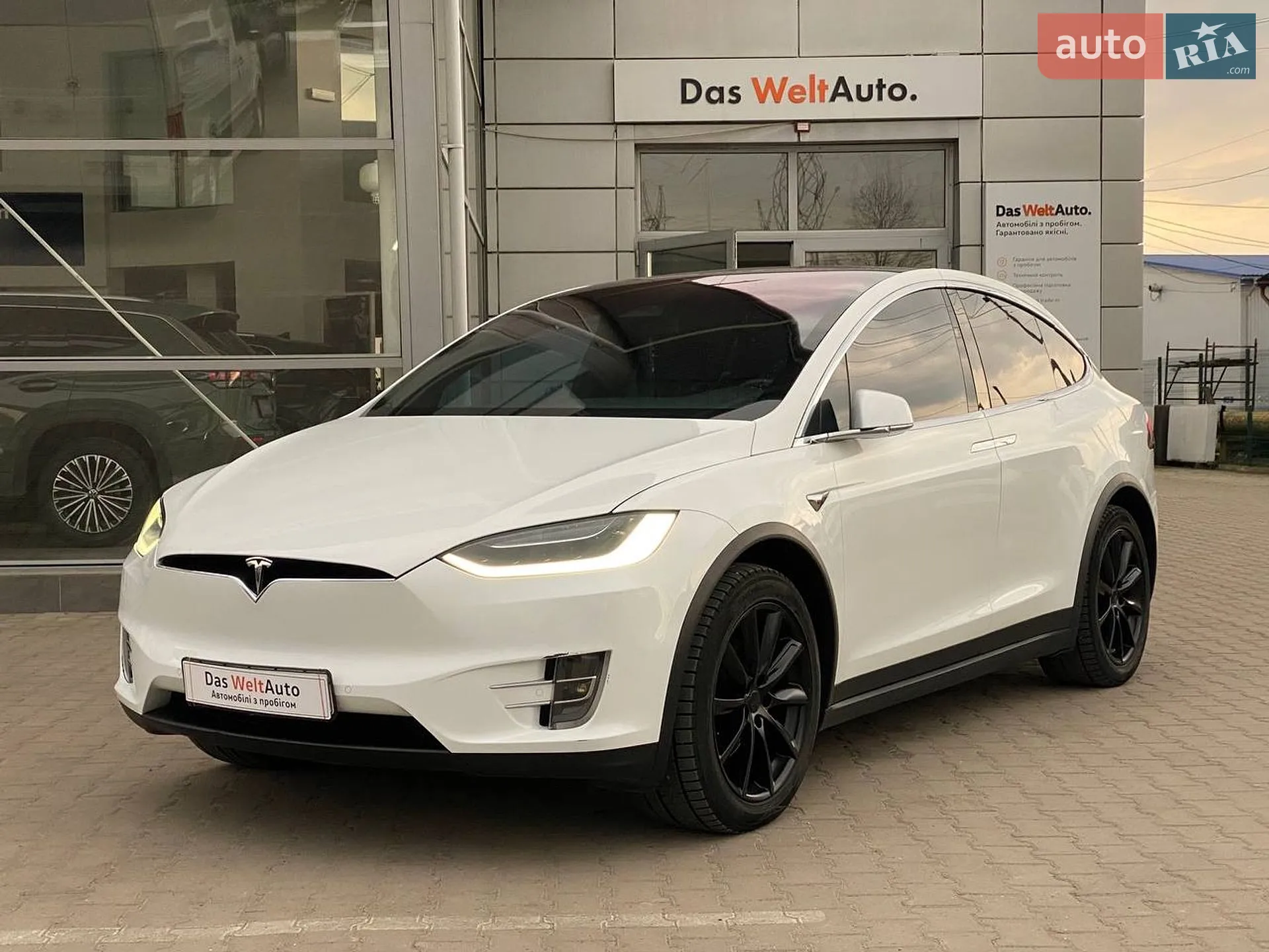 2018 Tesla Model X - мініатюра 4
