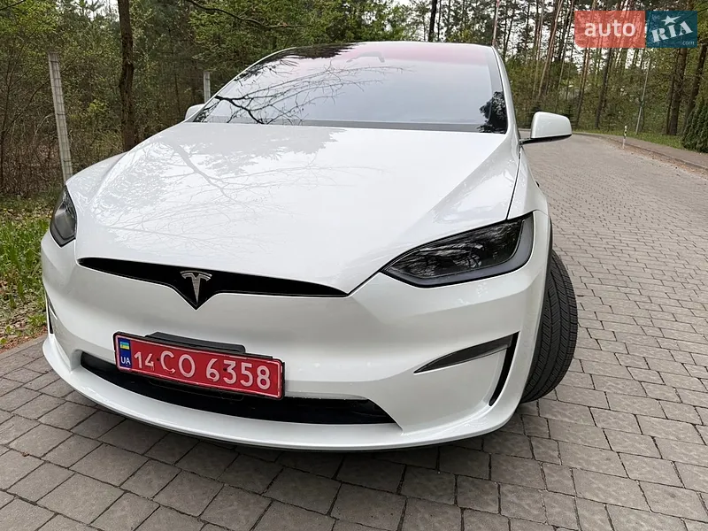 Tesla Model X