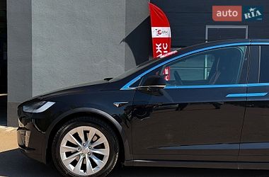 Позашляховик / Кросовер Tesla Model X 2017 в Києві