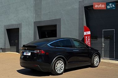 Позашляховик / Кросовер Tesla Model X 2017 в Києві