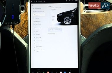 Позашляховик / Кросовер Tesla Model X 2017 в Києві
