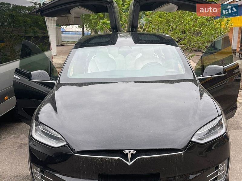 Tesla Model X 2017