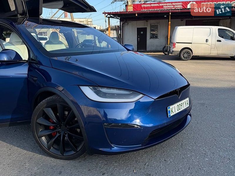 Позашляховик / Кросовер Tesla Model X 2019 в Києві