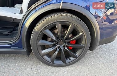 Позашляховик / Кросовер Tesla Model X 2019 в Києві