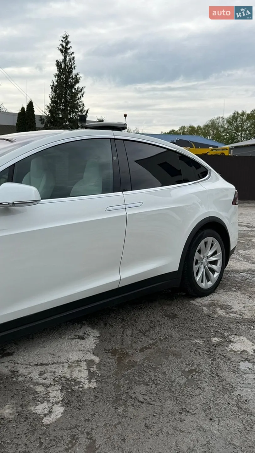 2017 Tesla Model X - мініатюра 12
