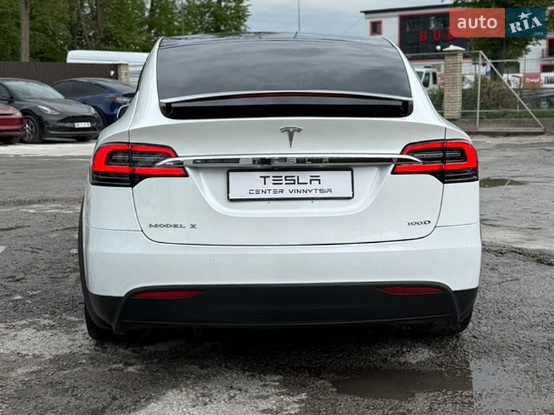 Внедорожник / Кроссовер Tesla Model X 2017 в Виннице