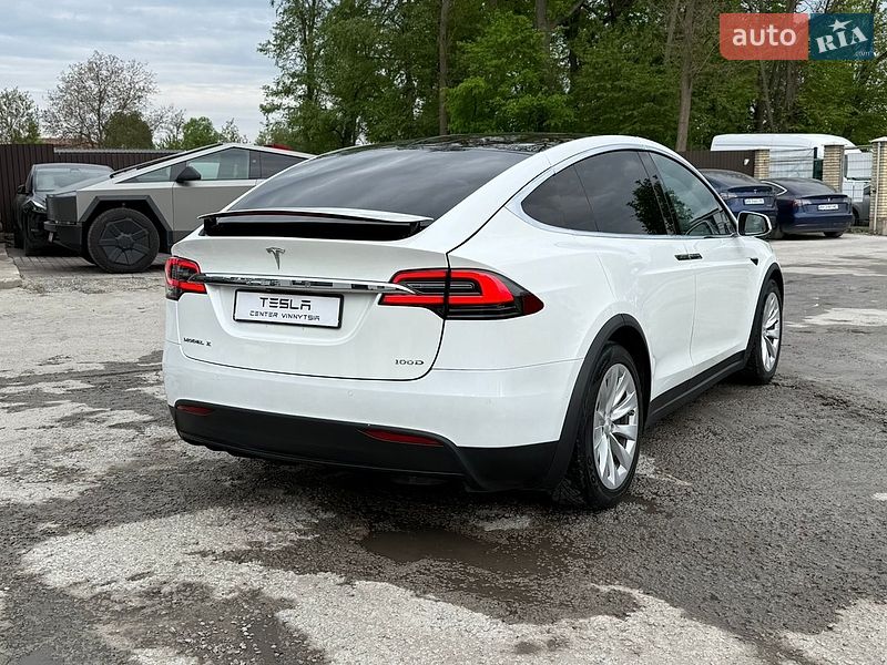 Внедорожник / Кроссовер Tesla Model X 2017 в Виннице