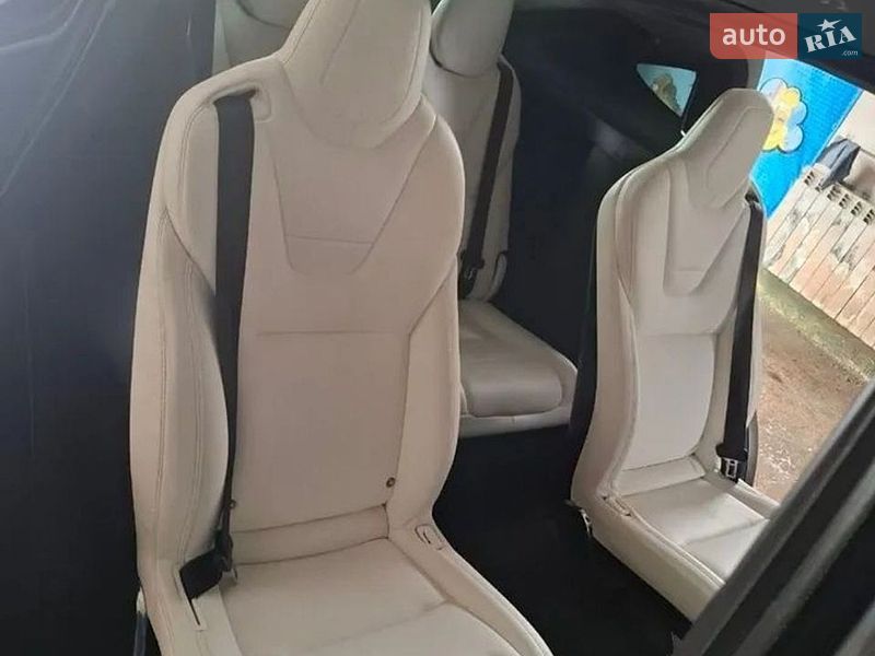 Позашляховик / Кросовер Tesla Model X 2017 в Жмеринці