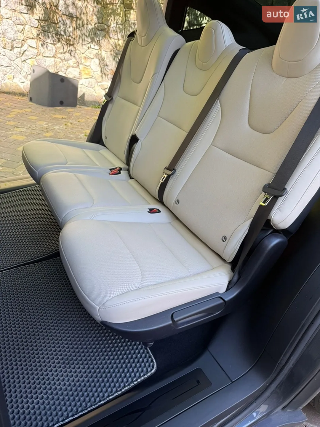 2022 Tesla Model X - мініатюра 13