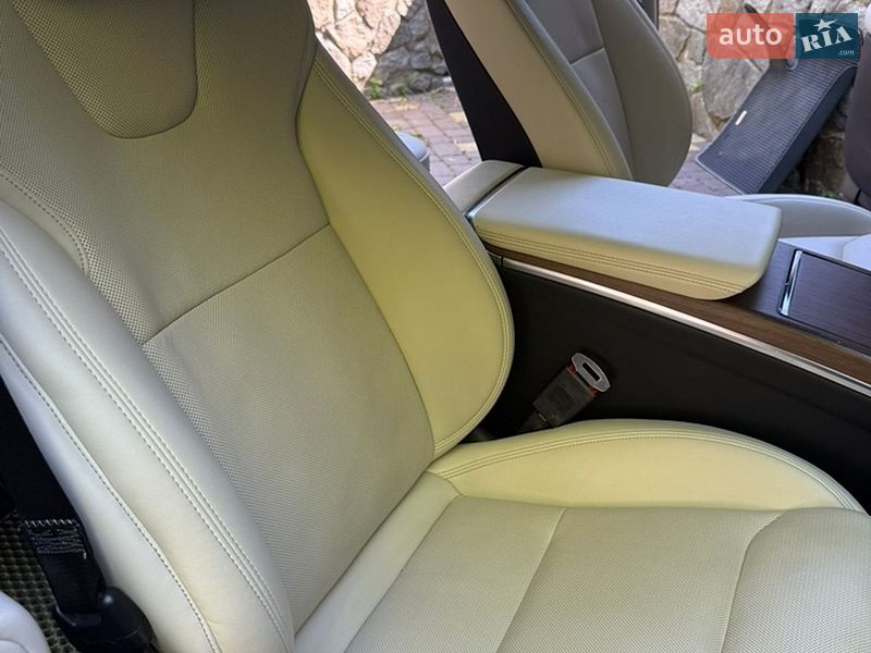 Внедорожник / Кроссовер Tesla Model X 2022 в Виннице
