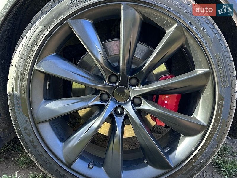 Внедорожник / Кроссовер Tesla Model X 2020 в Одессе