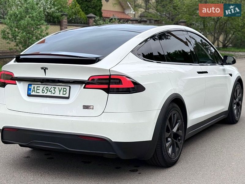 Внедорожник / Кроссовер Tesla Model X 2022 в Киеве