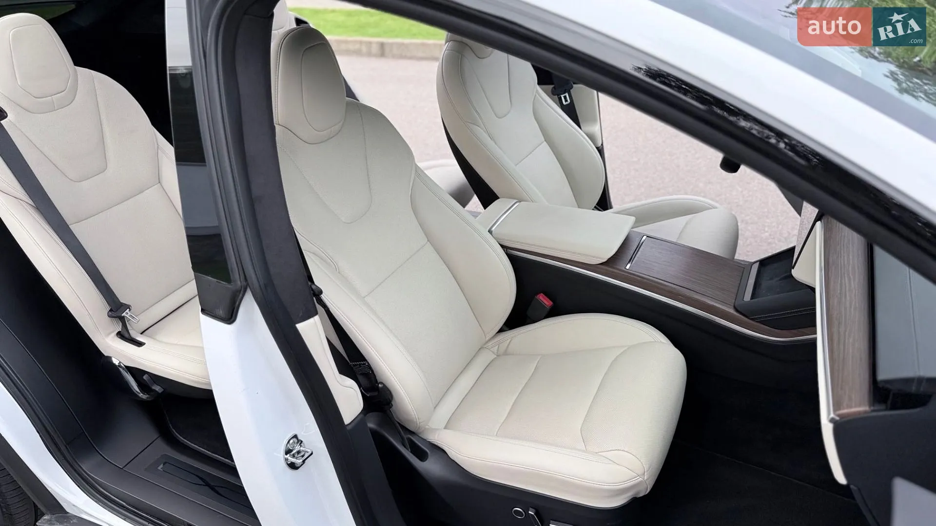 2022 Tesla Model X - мініатюра 24