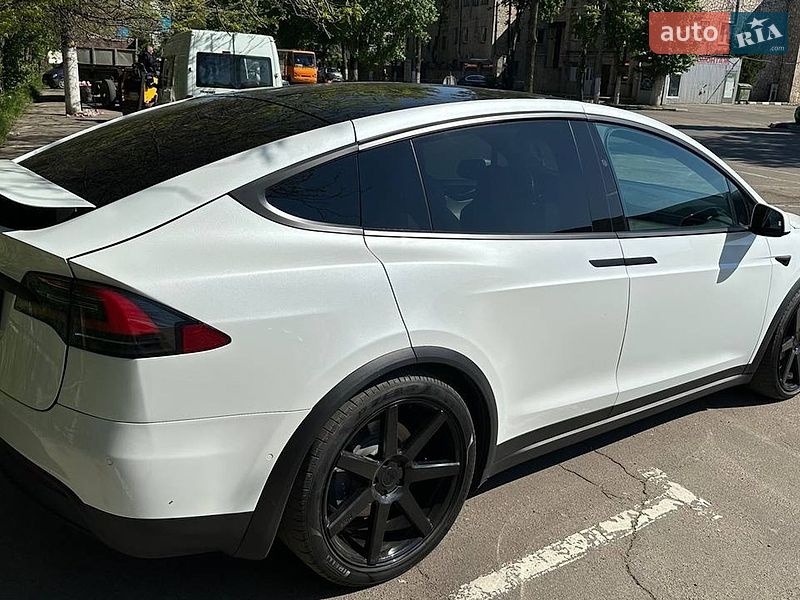 Позашляховик / Кросовер Tesla Model X 2018 в Одесі