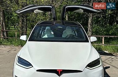 Позашляховик / Кросовер Tesla Model X 2018 в Одесі