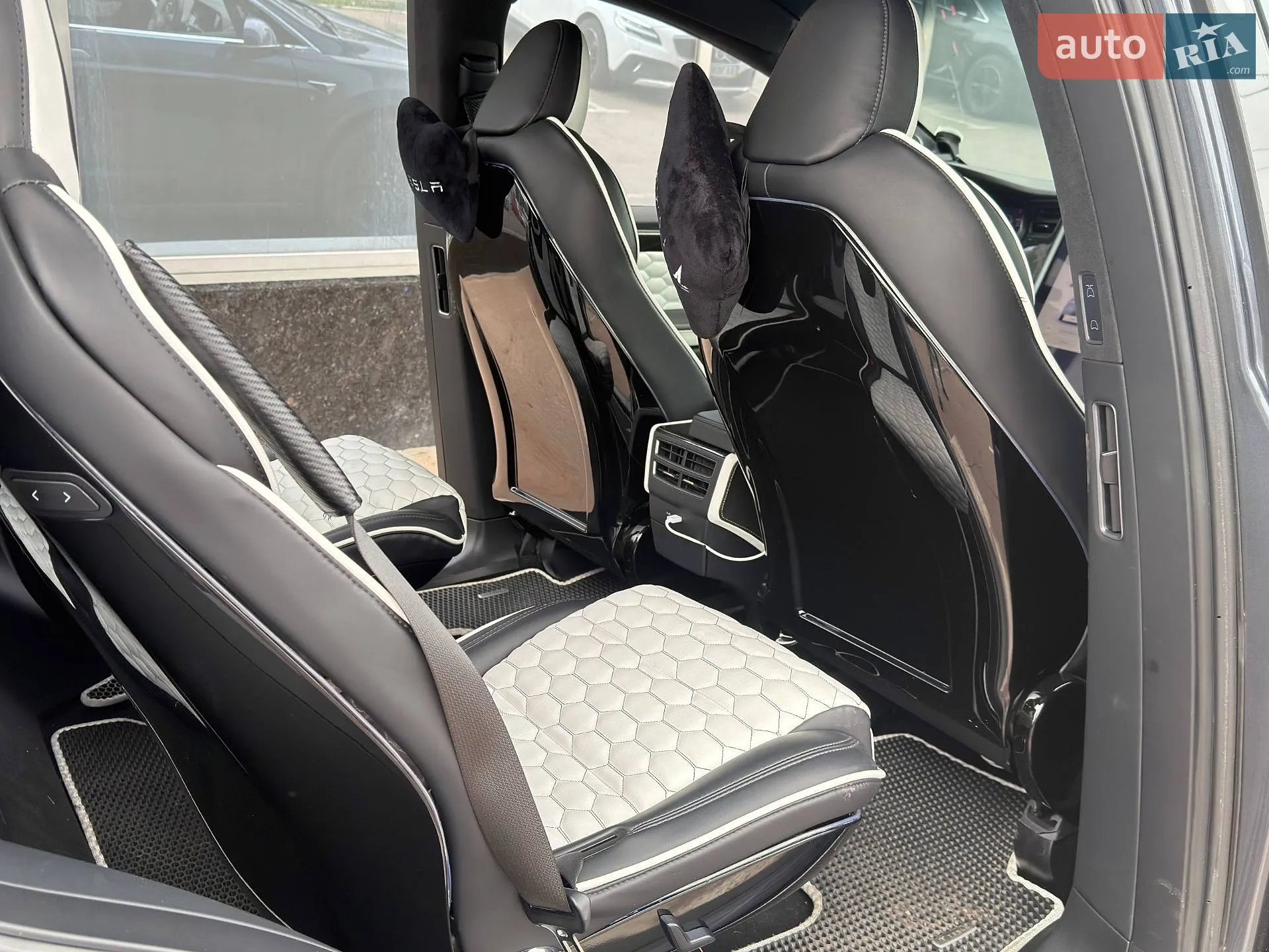 2020 Tesla Model X - мініатюра 14